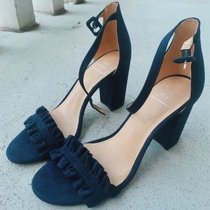 Kaari Navy Block Heel Shoes 7.5